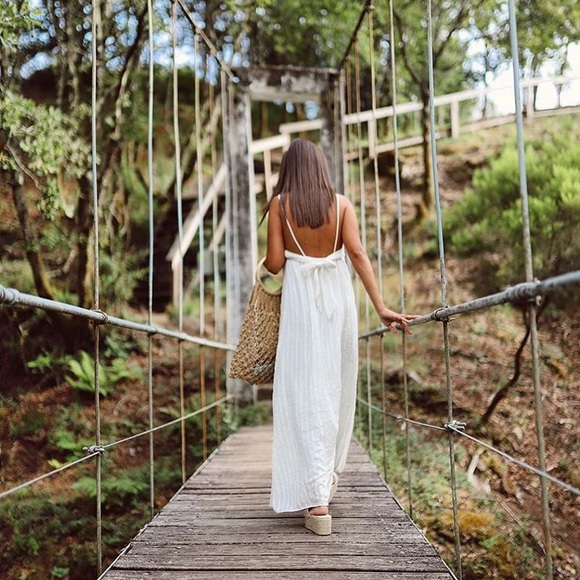 Zara Ecru Flowy Textured Dress - Picture 3 of 8